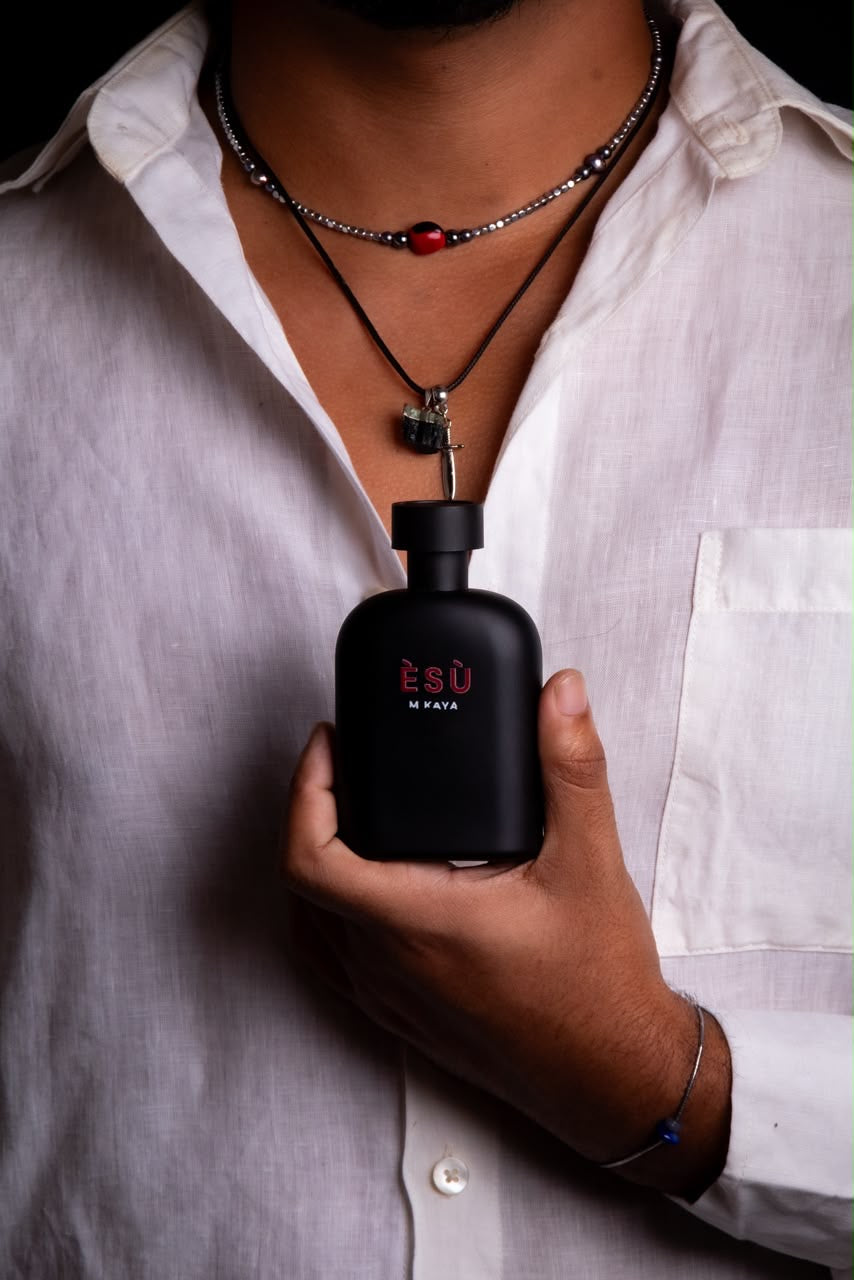 Perfume Èsú